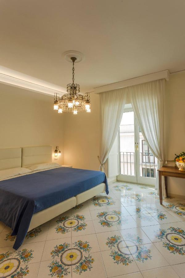 Don Valerio Sorrento Apartment Luaran gambar