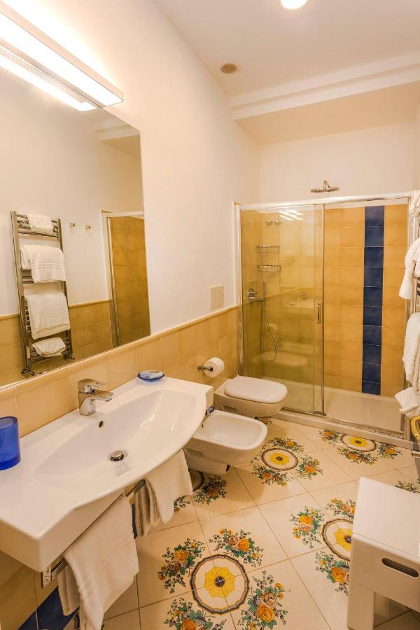 Don Valerio Sorrento Apartment Luaran gambar