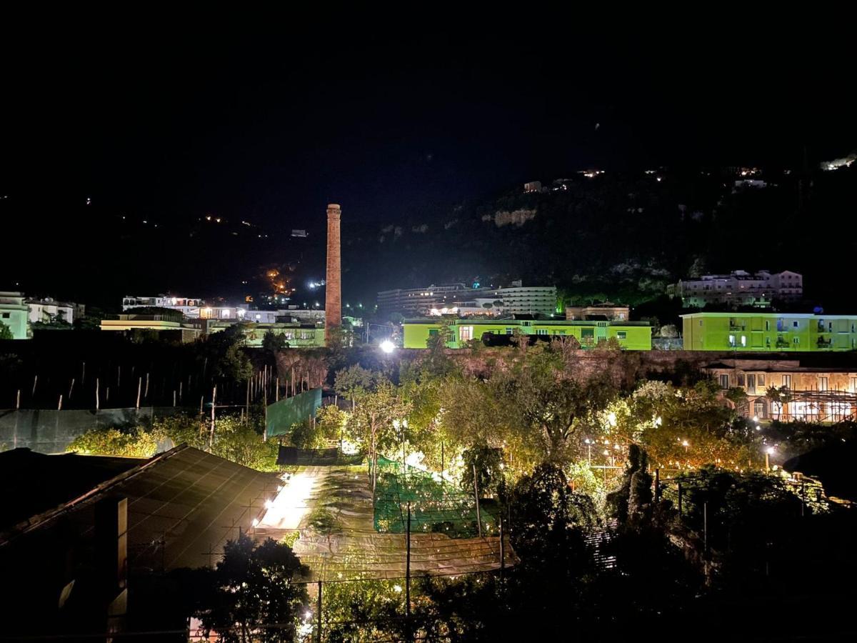 Don Valerio Sorrento Apartment Luaran gambar