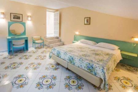 Don Valerio Sorrento Apartment Luaran gambar