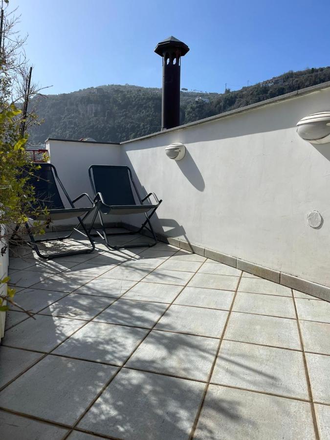 Don Valerio Sorrento Apartment Luaran gambar
